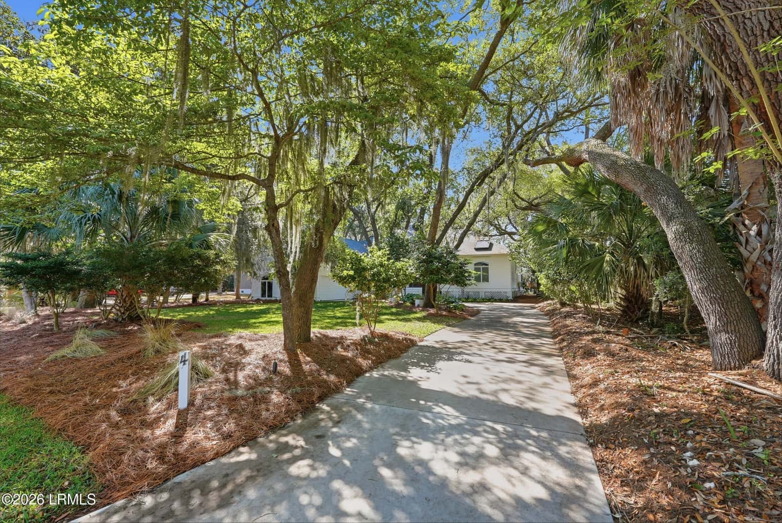 4 Broomfield Lane, Beaufort, SC 29907 — photo 4 of 59