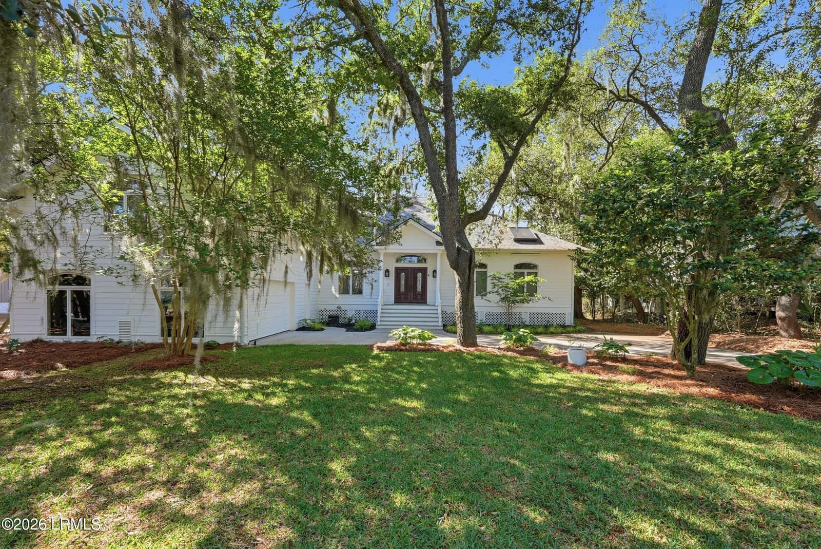 4 Broomfield Lane, Beaufort, SC 29907 — photo 2 of 59