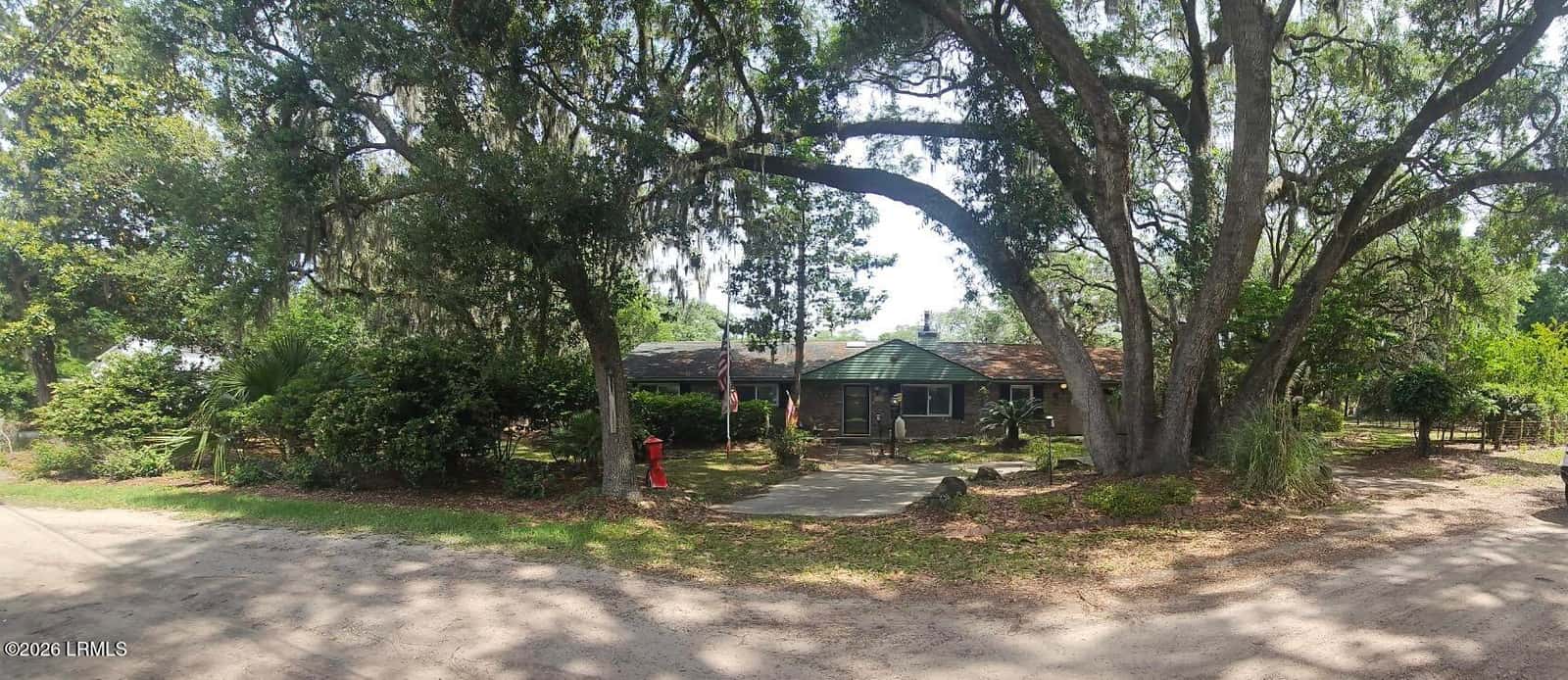 5003 Luella Street, Beaufort, SC 29906 — photo 1 of 30