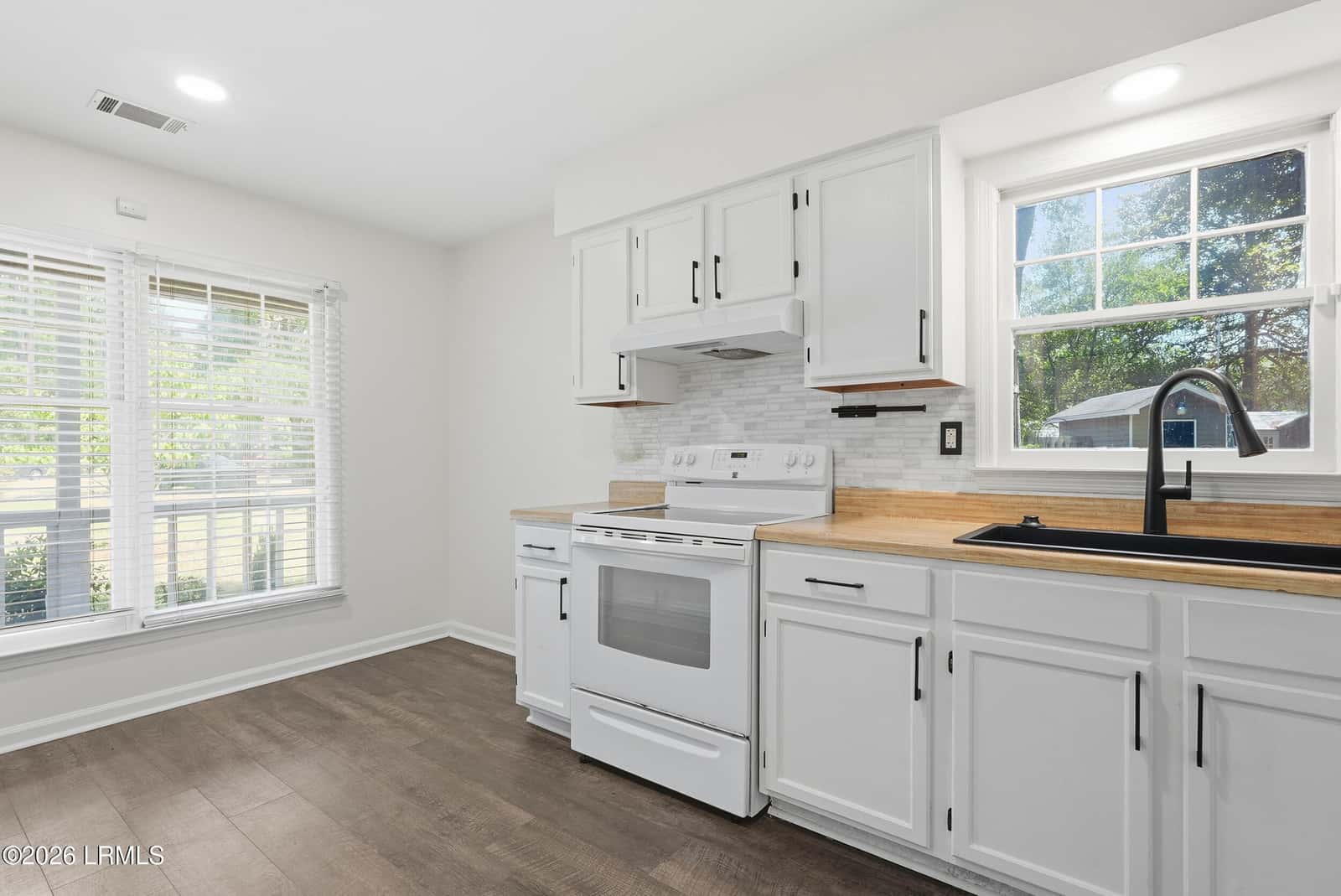 2622 Joshua Circle, Beaufort, SC 29902 — photo 13 of 49