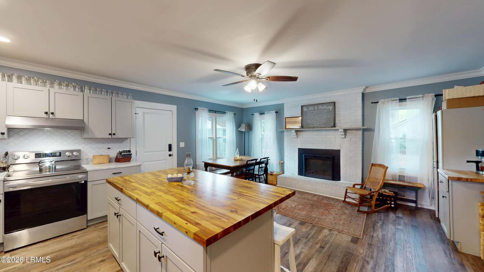 408 Thompson Street, Walterboro, SC 29488 — photo 12 of 48