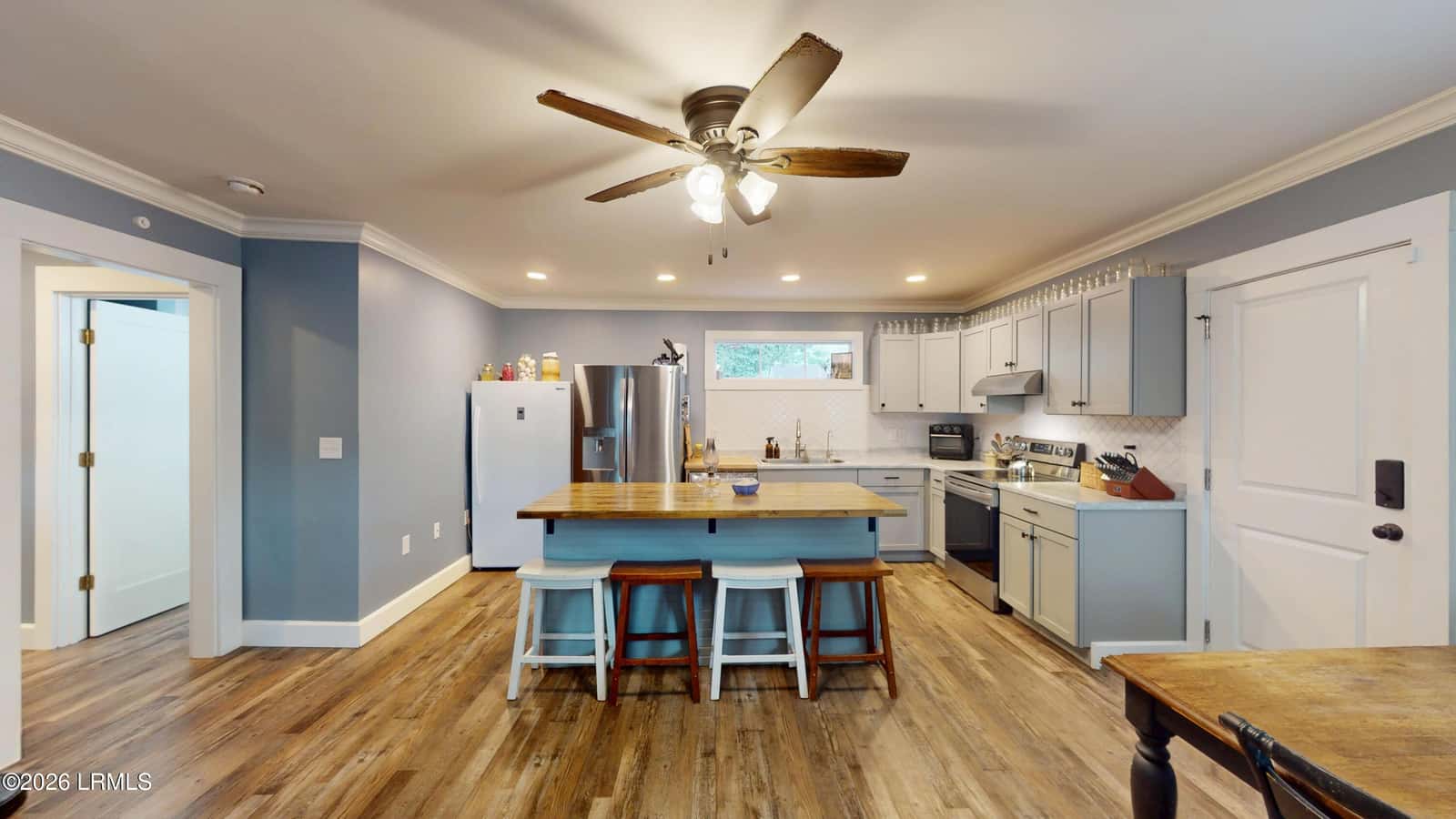 408 Thompson Street, Walterboro, SC 29488 — photo 16 of 48