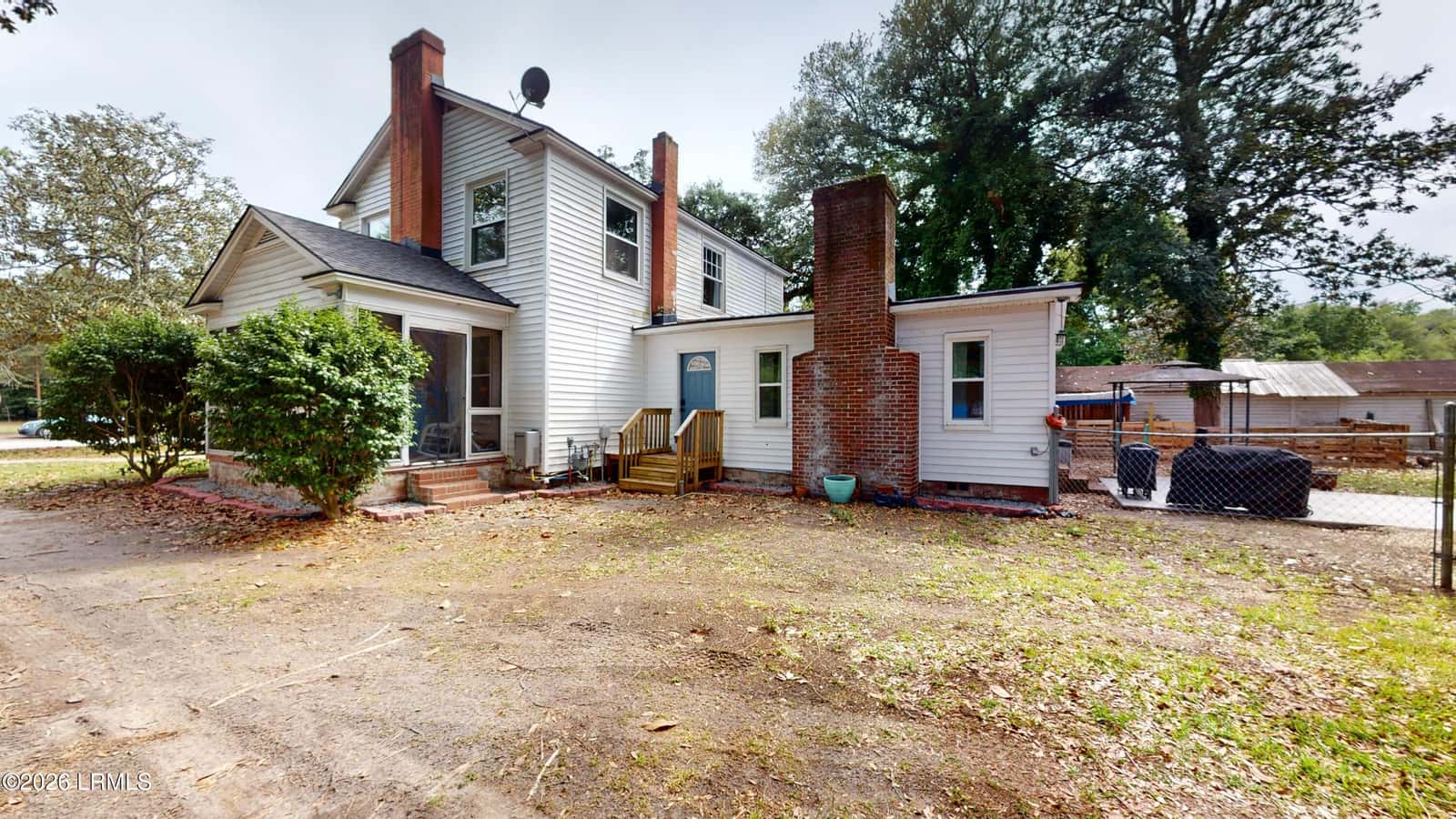 408 Thompson Street, Walterboro, SC 29488 — photo 2 of 48