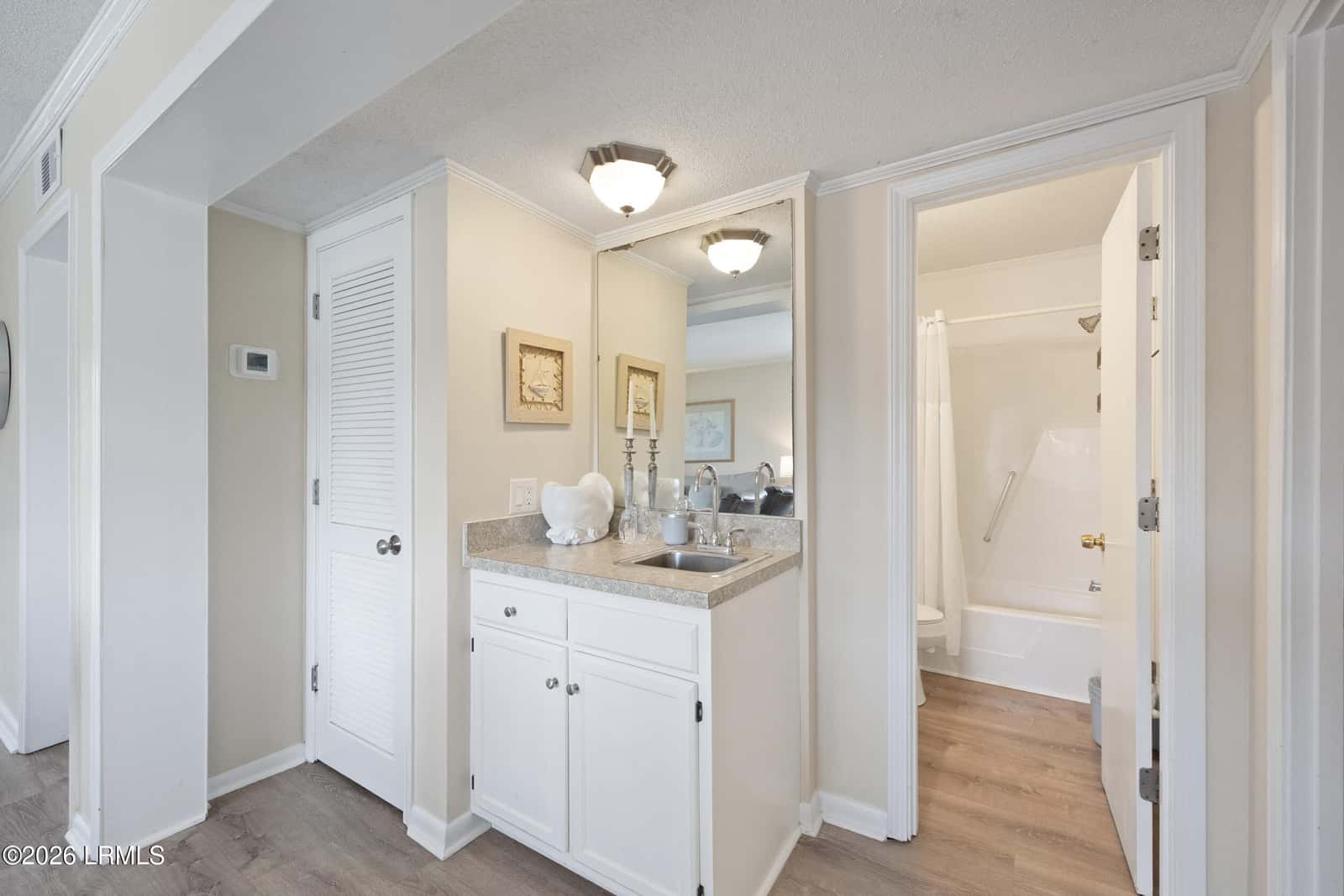 40 Folly Field Road E24, Hilton Head Island, SC 29928 — photo 11 of 42