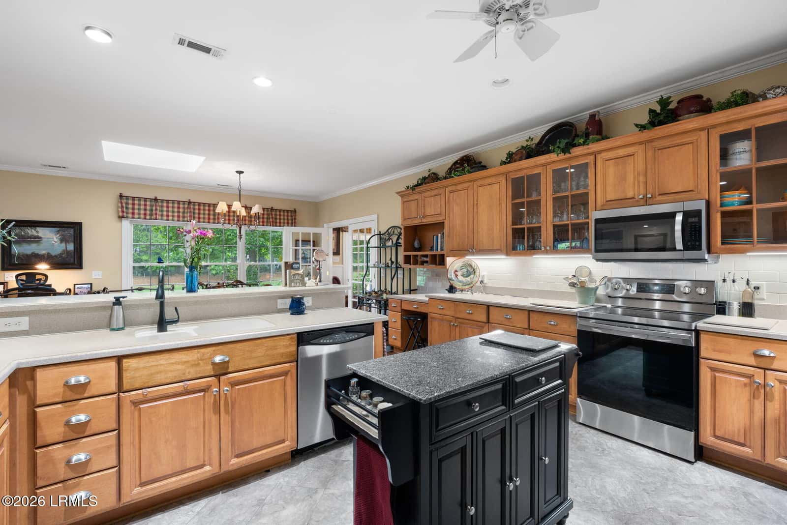 708 N Reeve Road, St. Helena Island, SC 29920 — photo 12 of 38