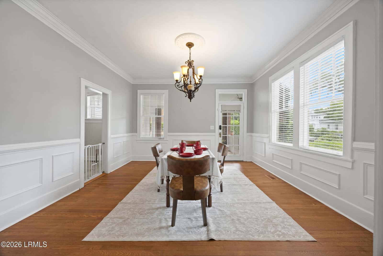 535 E 44th Street, Savannah, GA 31405 — photo 11 of 41