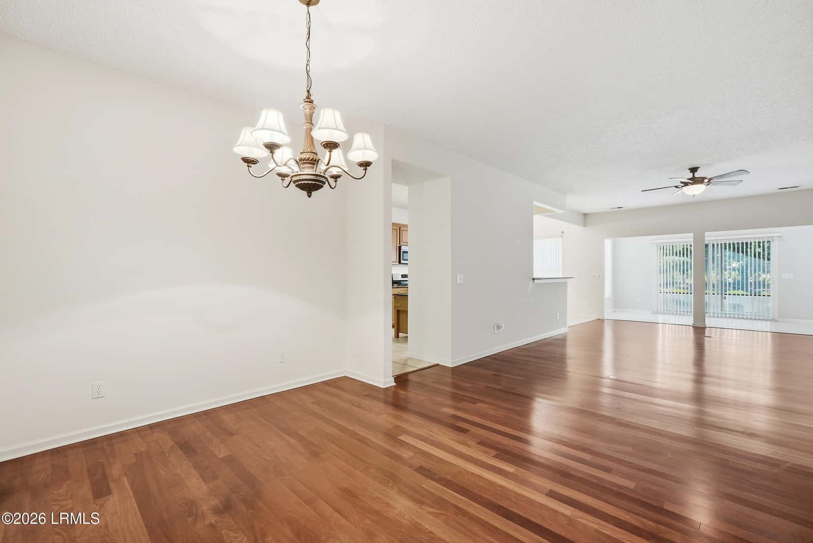 27 Candle Light Lane, Bluffton, SC 29909 — photo 7 of 38