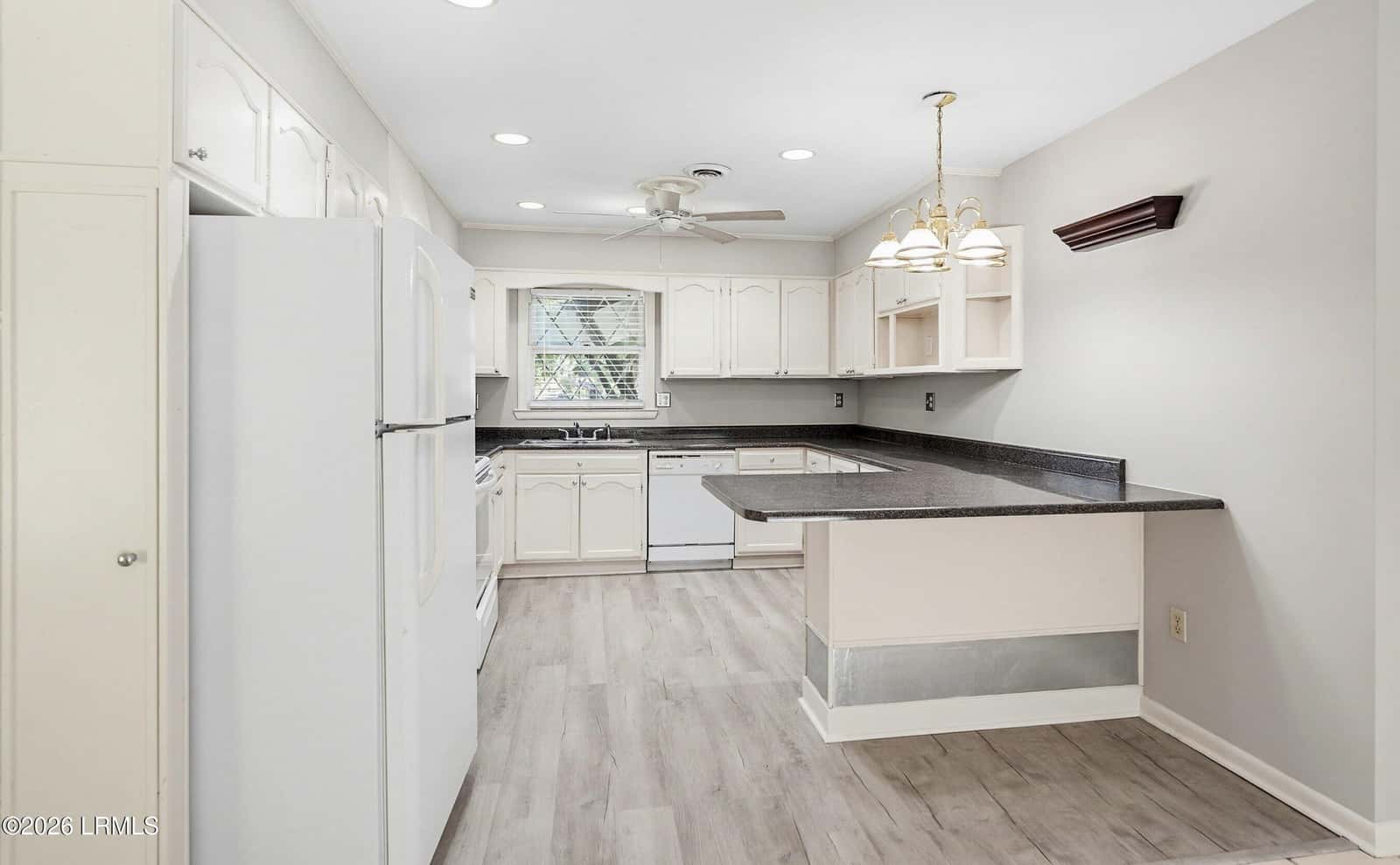 3052 Mink Point Boulevard, Beaufort, SC 29902 — photo 10 of 36