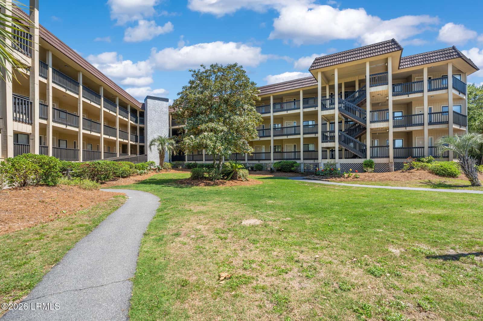 40 Folly Field Road 131a, Hilton Head Island, SC 29928 — photo 14 of 23