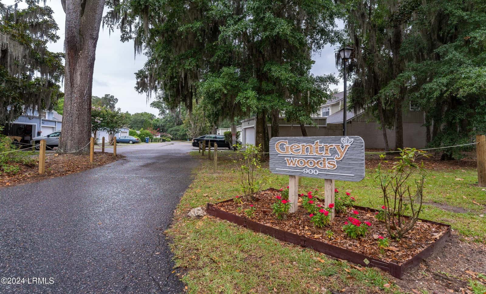900 Brotherhood Road B2, Beaufort, SC 29902 — photo 1 of 24