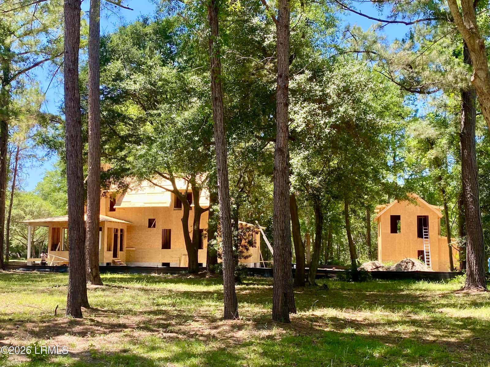 695 Distant Island Drive, Beaufort, SC 29907 — photo 13 of 40