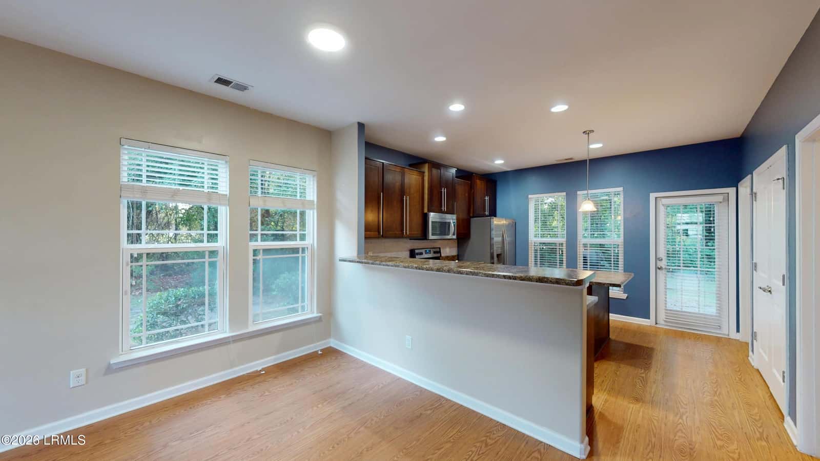 16 Moon Beam Court, Bluffton, SC 29910 — photo 5 of 17