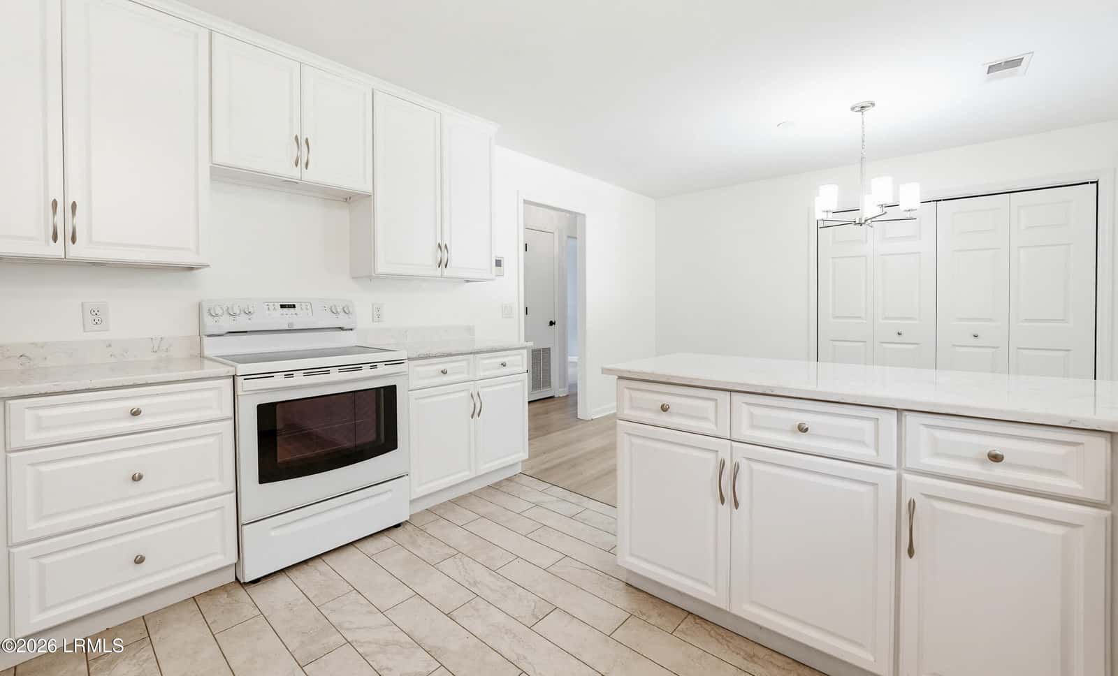 13 Blythewood Road, Beaufort, SC 29907 — photo 18 of 43