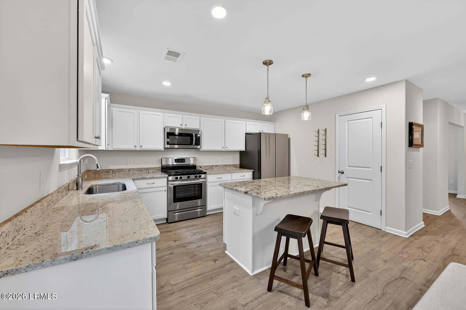 102 Teal Bluff Boulevard, Seabrook, SC 29940 — photo 14 of 56