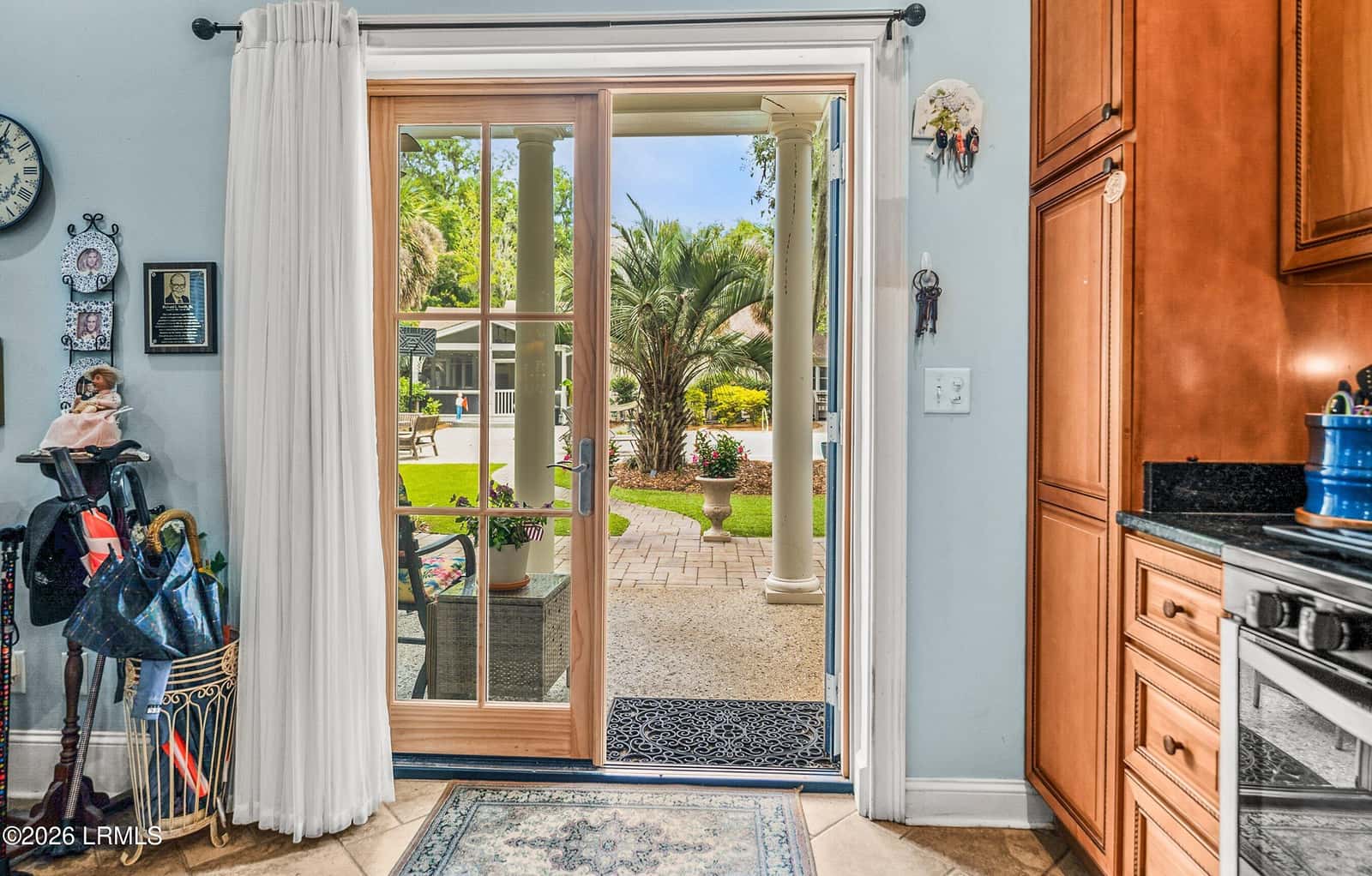 864 Ribaut Road, Beaufort, SC 29902 — photo 4 of 62
