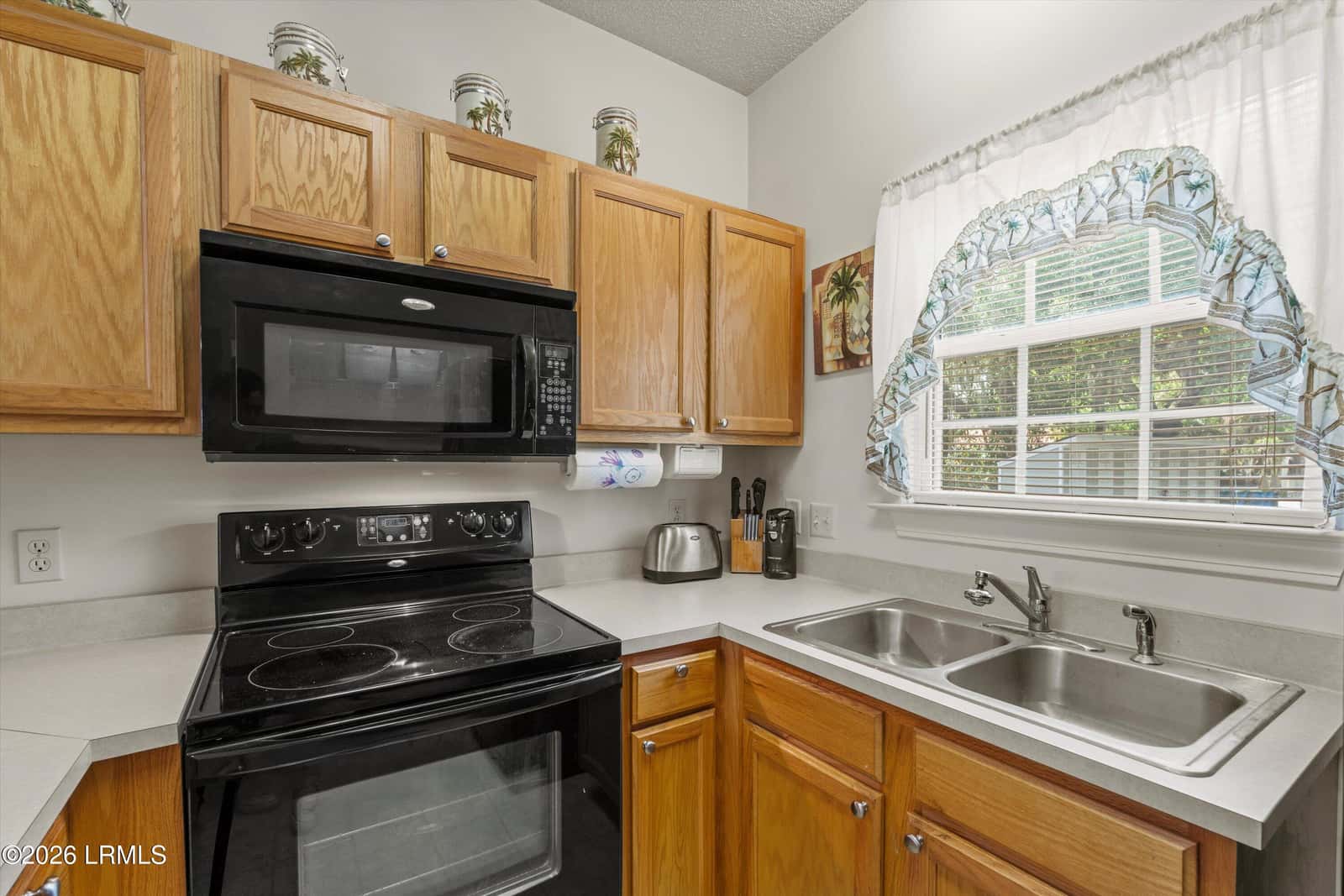 1105 13th Street C, Port Royal, SC 29935 — photo 10 of 31