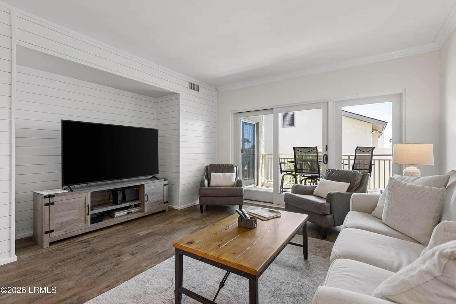 21 S Forest Beach Drive 231, Hilton Head Island, SC 29928 — photo 11 of 39