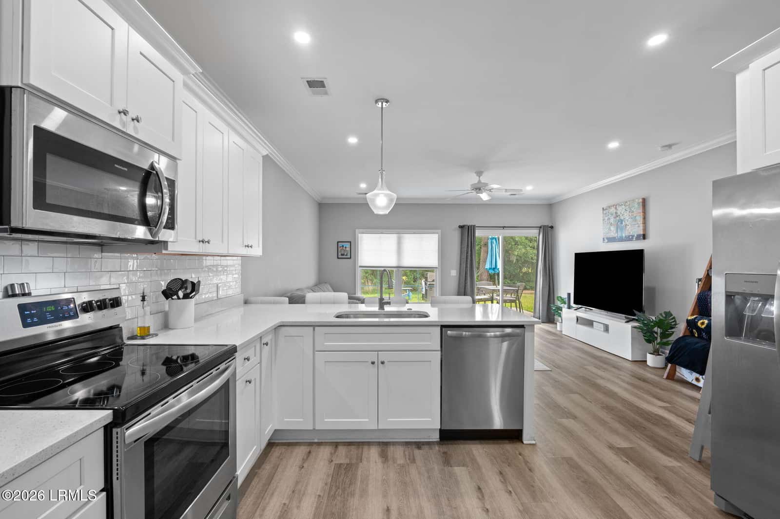 18 Rinkie Road, Beaufort, SC 29906 — photo 5 of 35
