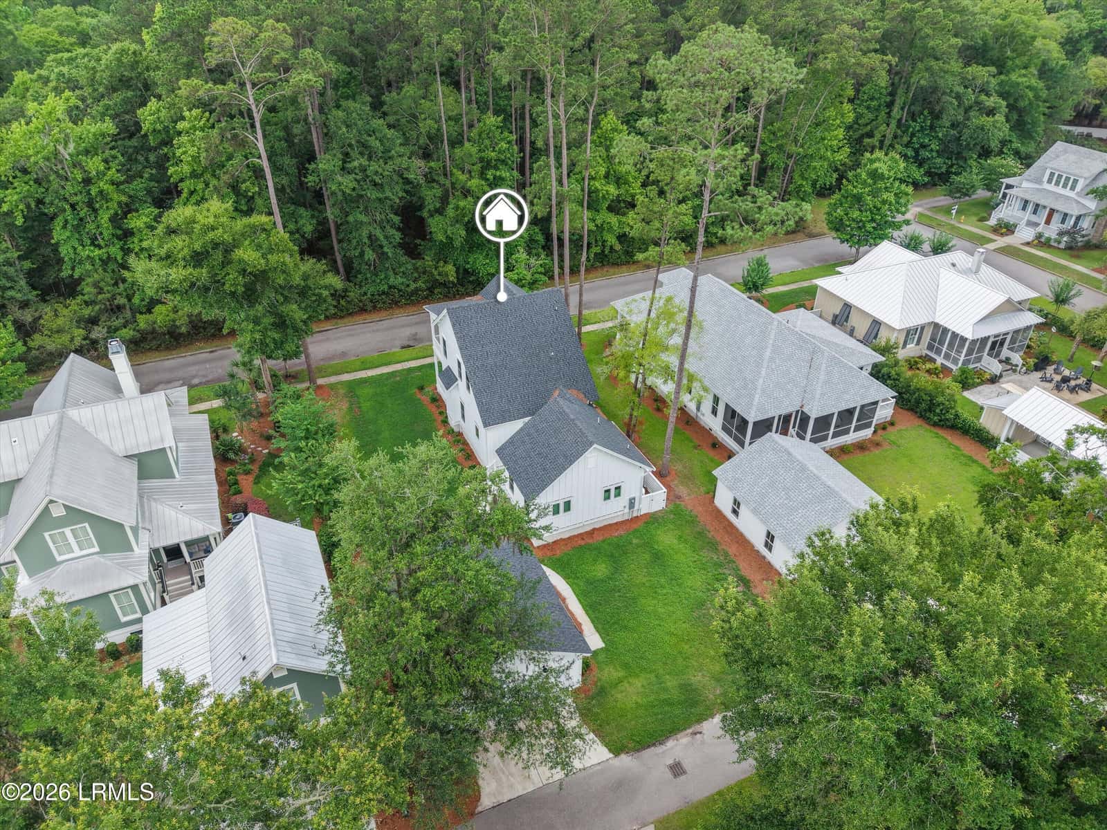 37 Park Square S, Beaufort, SC 29907 — photo 4 of 90