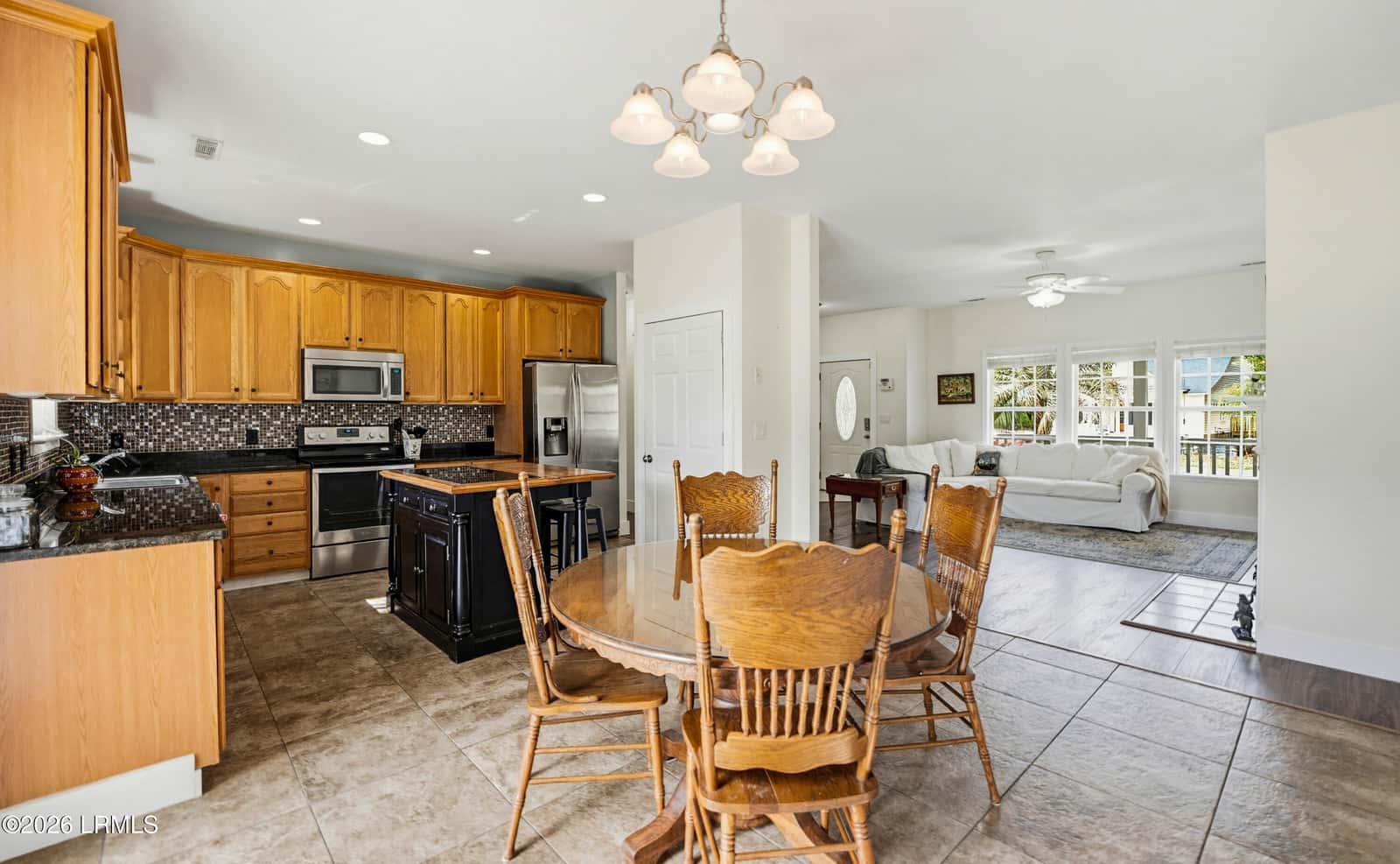 54 Tuscarora Avenue, Beaufort, SC 29907 — photo 5 of 23