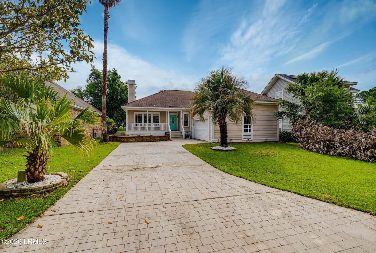 54 Tuscarora Avenue, Beaufort, SC 29907 — photo 1 of 23