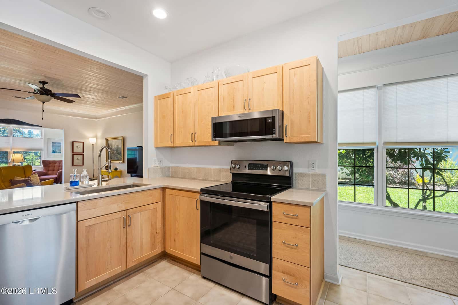 152 Lazy Daisy Drive, Bluffton, SC 29909 — photo 20 of 38