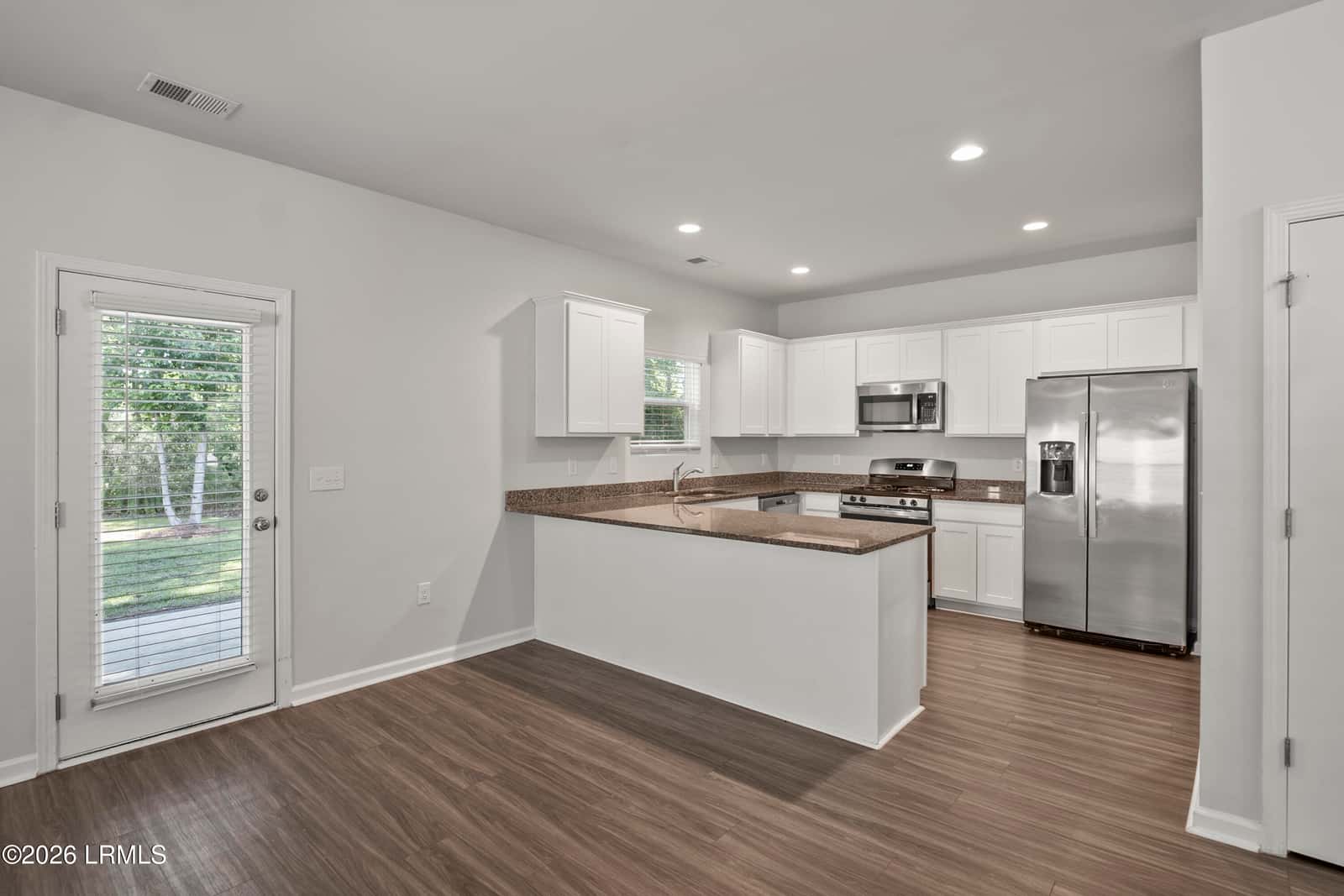 103 Chestnut Street, Beaufort, SC 29906 — photo 11 of 45