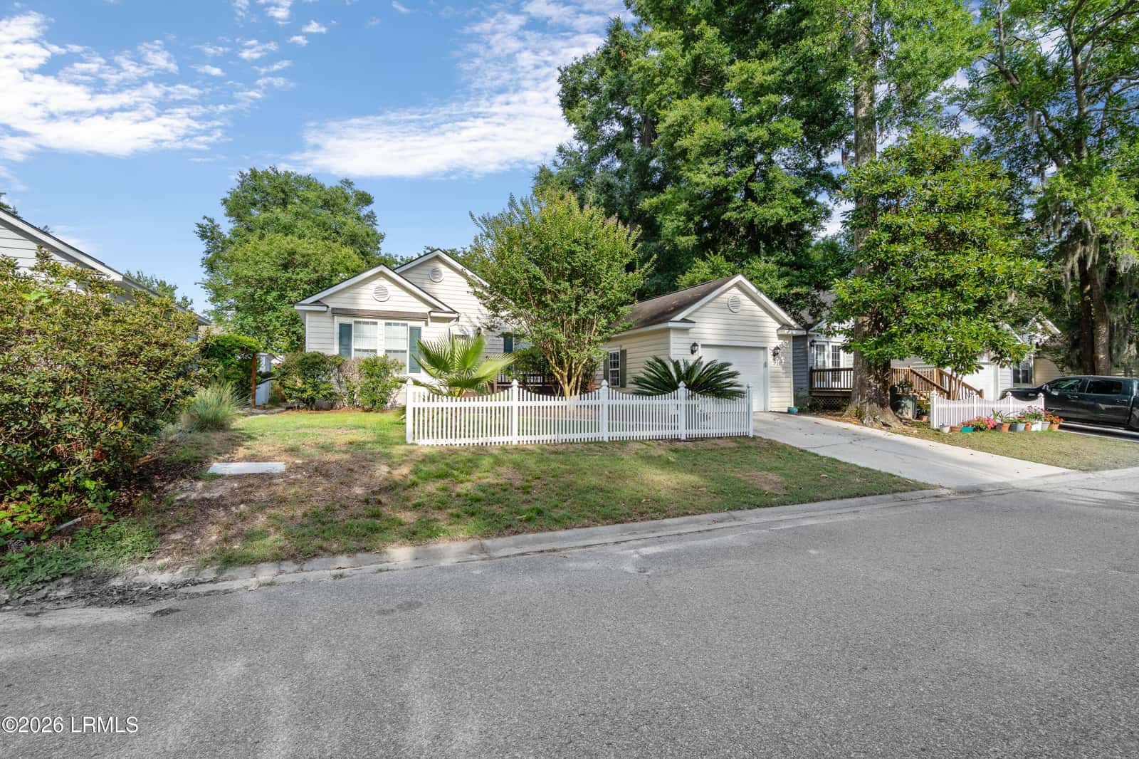 8 Wateree Court, Beaufort, SC 29902 — photo 1 of 51