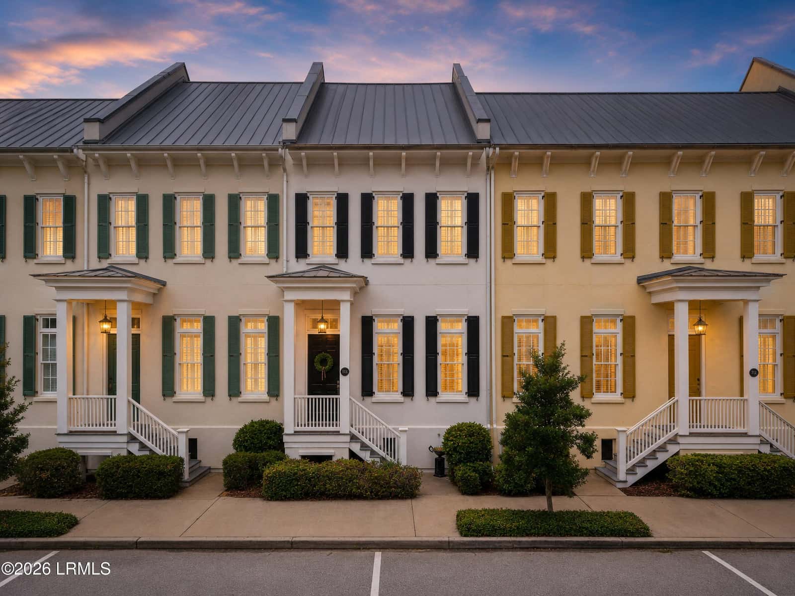 14 Assembly Row B, Beaufort, SC 29906 — photo 2 of 50