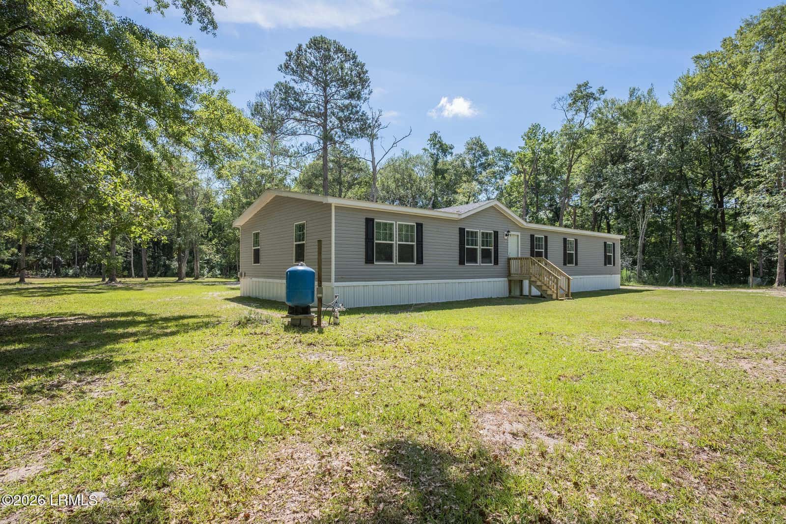 293 Meredith Road, Ridgeland, SC 29936 — photo 5 of 35