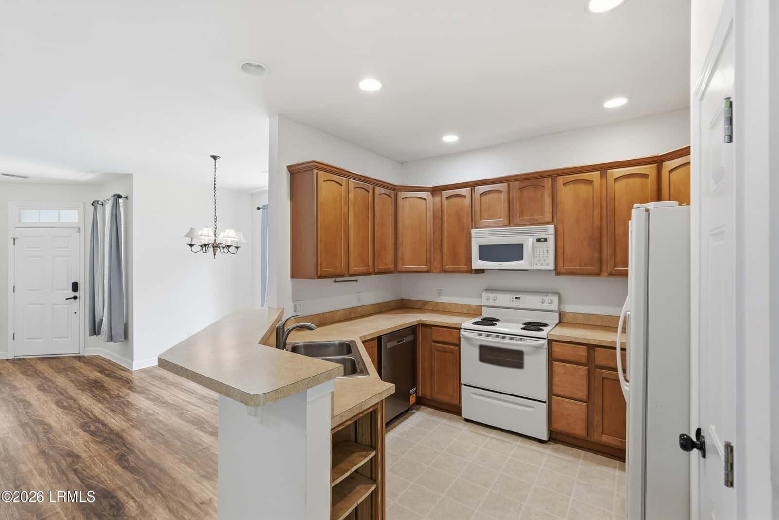 8 Winterberry Lane, Bluffton, SC 29910 — photo 12 of 44