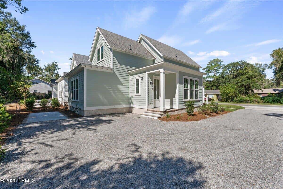 2204 National Street, Beaufort, SC 29902 — photo 3 of 22