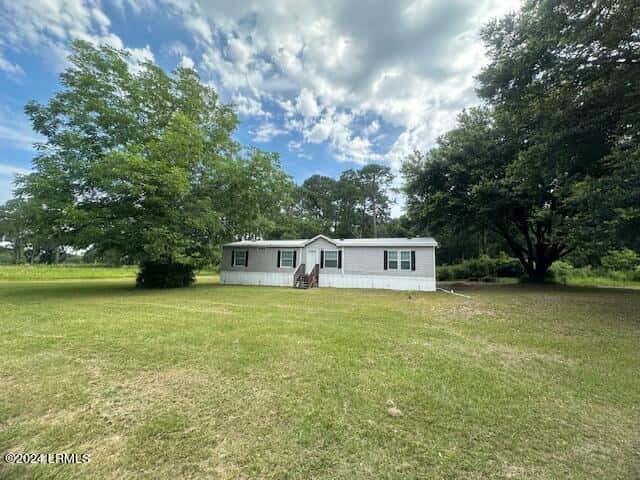 137 Coffin Point Road, St. Helena Island, SC 29920 — photo 6 of 6