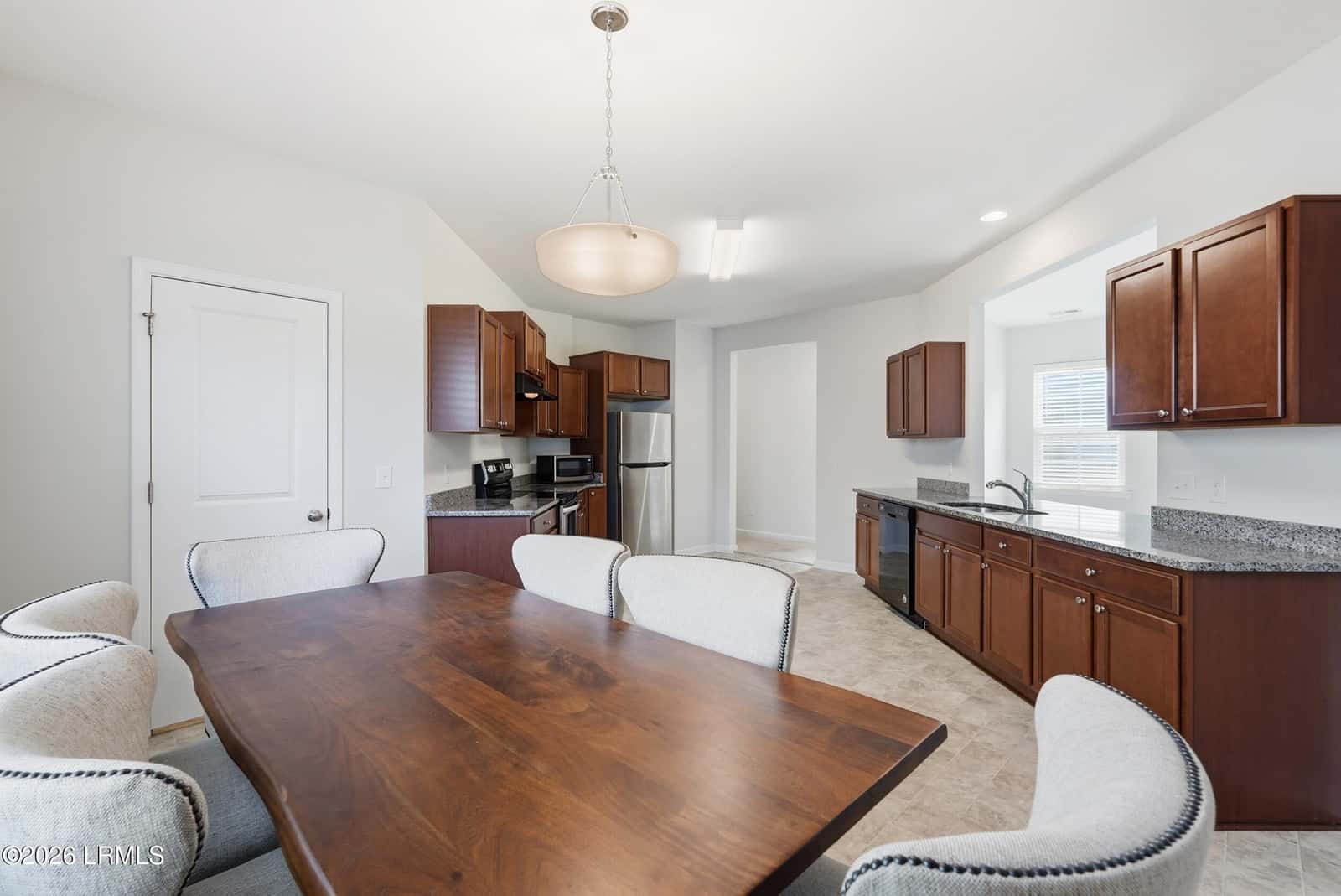 7 Woodland Court, Bluffton, SC 29910 — photo 12 of 41