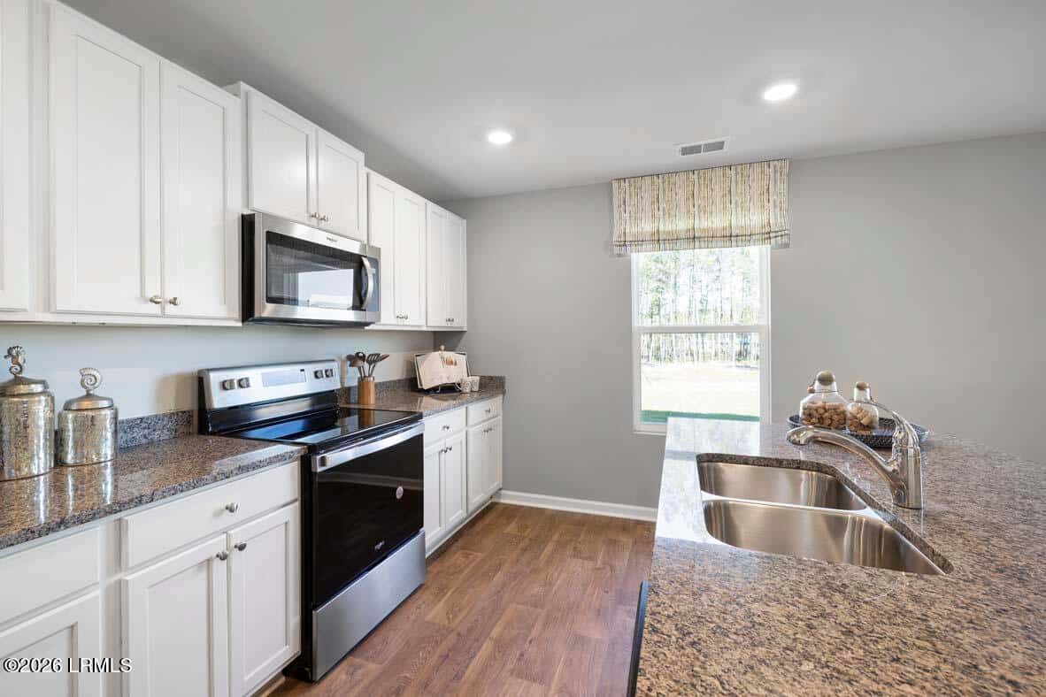 1082 Sanctuary Drive, Ridgeland, SC 29936 — photo 12 of 36