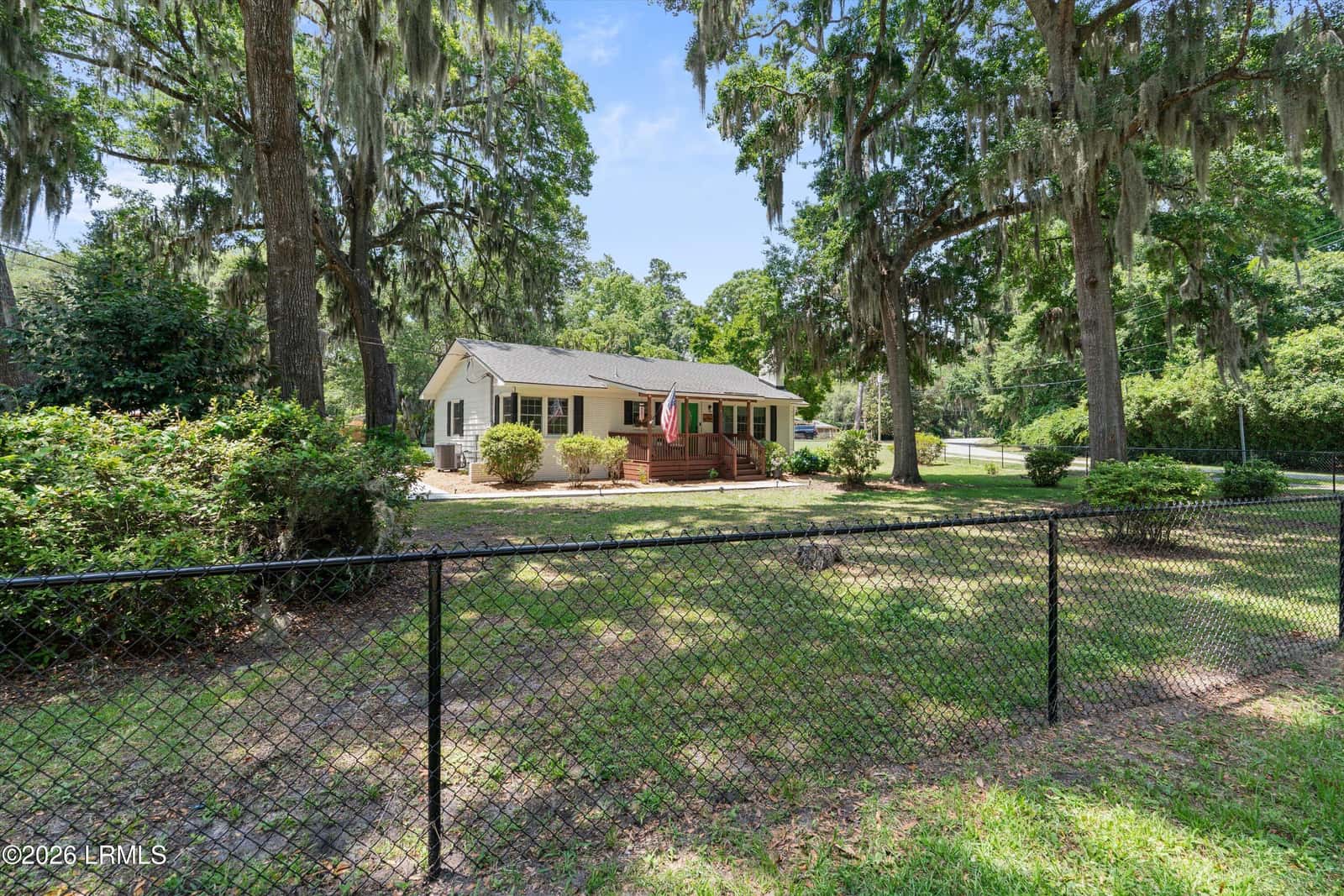 2420 Pine Court N, Beaufort, SC 29902 — photo 2 of 35