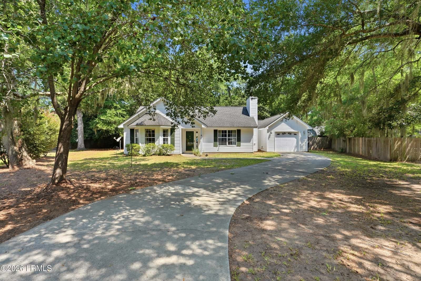 4 Beau Circle, Beaufort, SC 29907 — photo 3 of 29