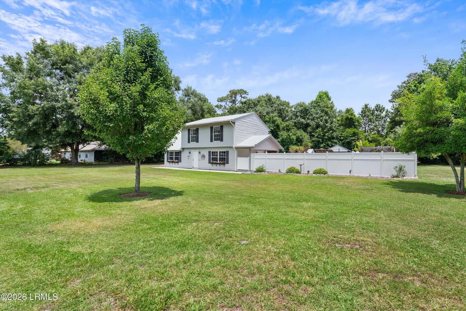 4339 Pinewood Circle, Beaufort, SC 29906 — photo 3 of 39