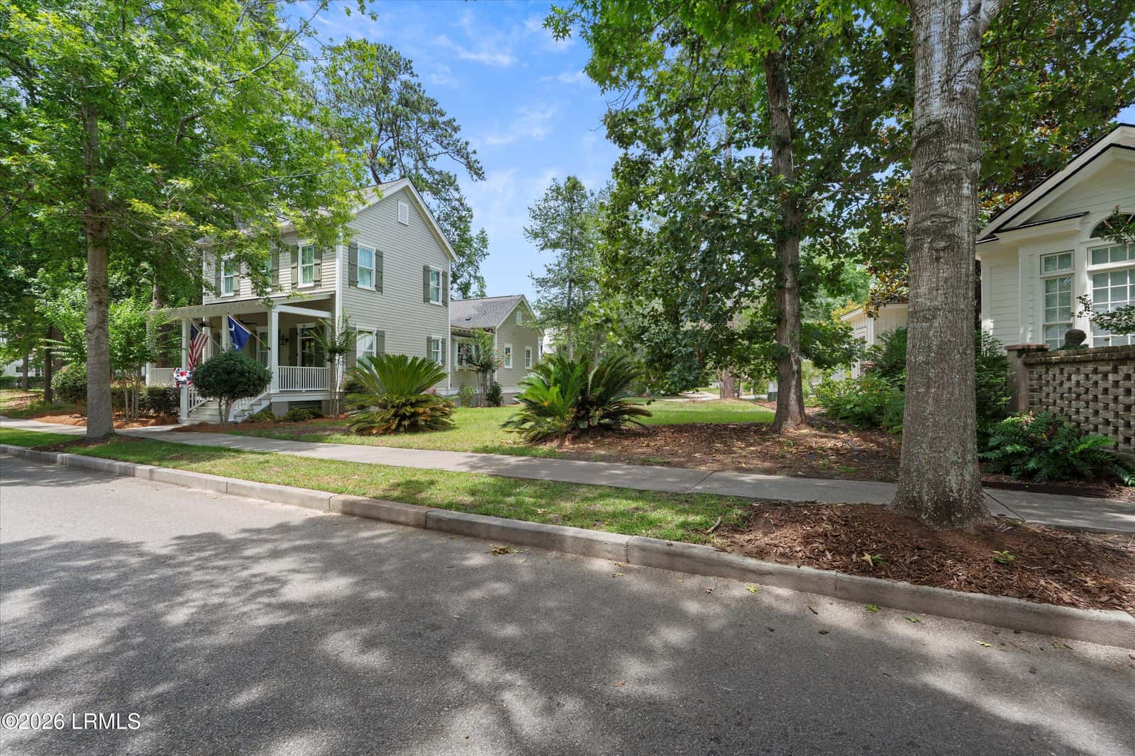 5 Bishop Road, Beaufort, SC 29906 — photo 1 of 29