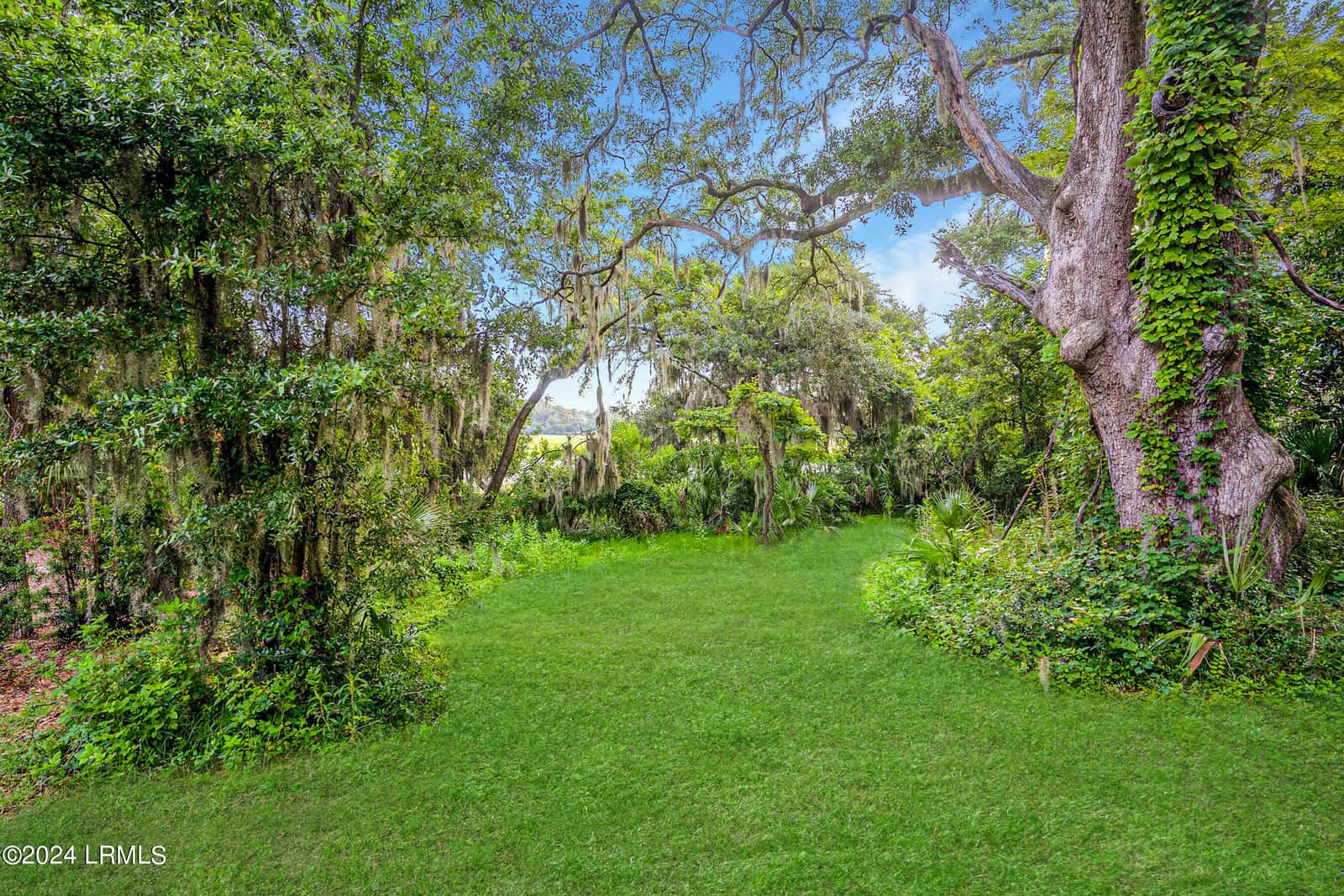 2 Creeks End Lane, Beaufort, SC 29902 — photo 15 of 34