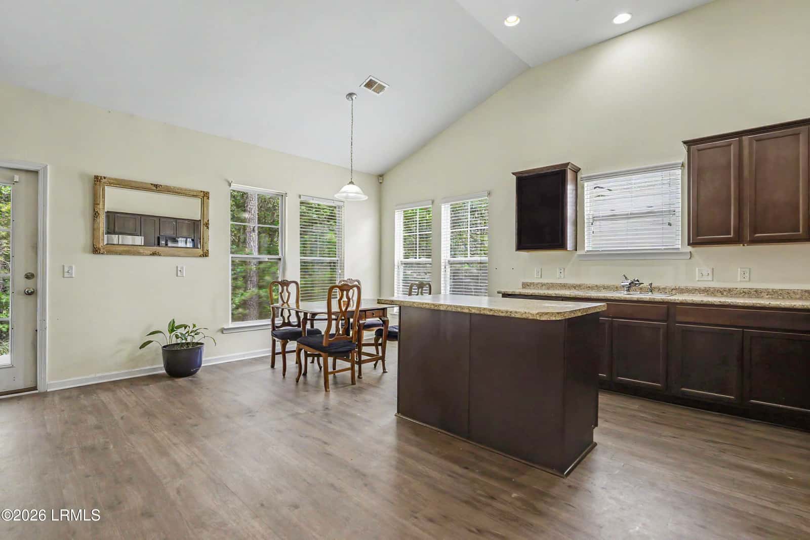 147 Okatie Park Circle E, Ridgeland, SC 29936 — photo 9 of 35
