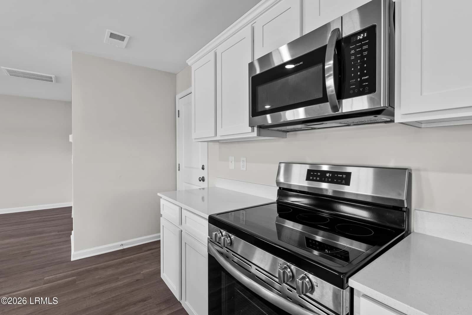 107 Jinks Street, Yemassee, SC 29945 — photo 5 of 32