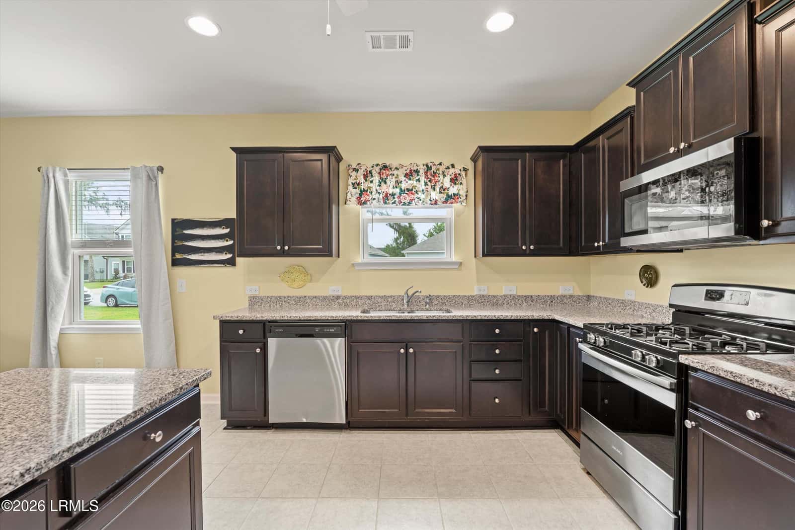 24 Seneca Way, Beaufort, SC 29906 — photo 9 of 35