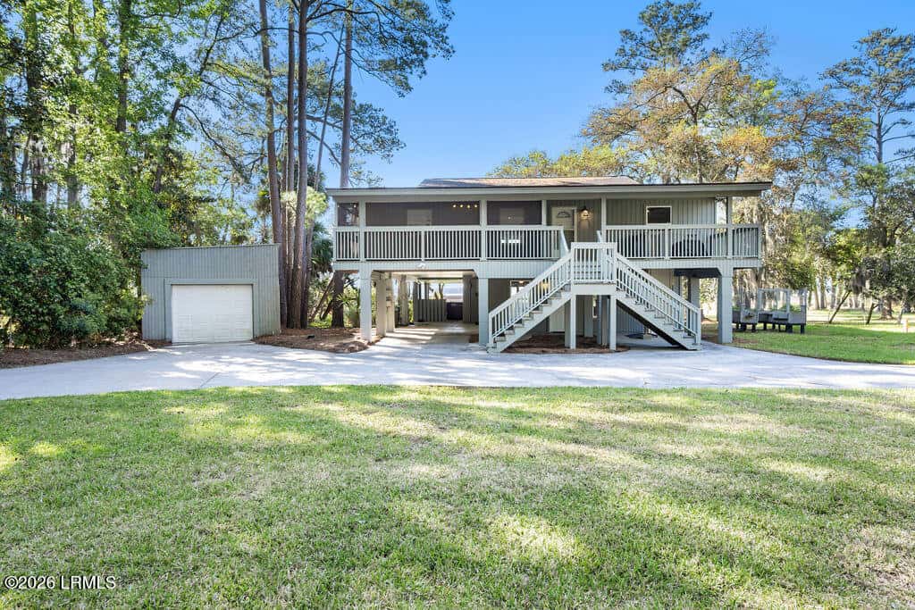 12 Pine Island Road, Bluffton, SC 29910 — photo 6 of 71