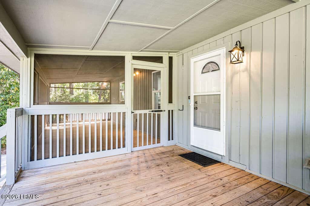 12 Pine Island Road, Bluffton, SC 29910 — photo 7 of 71