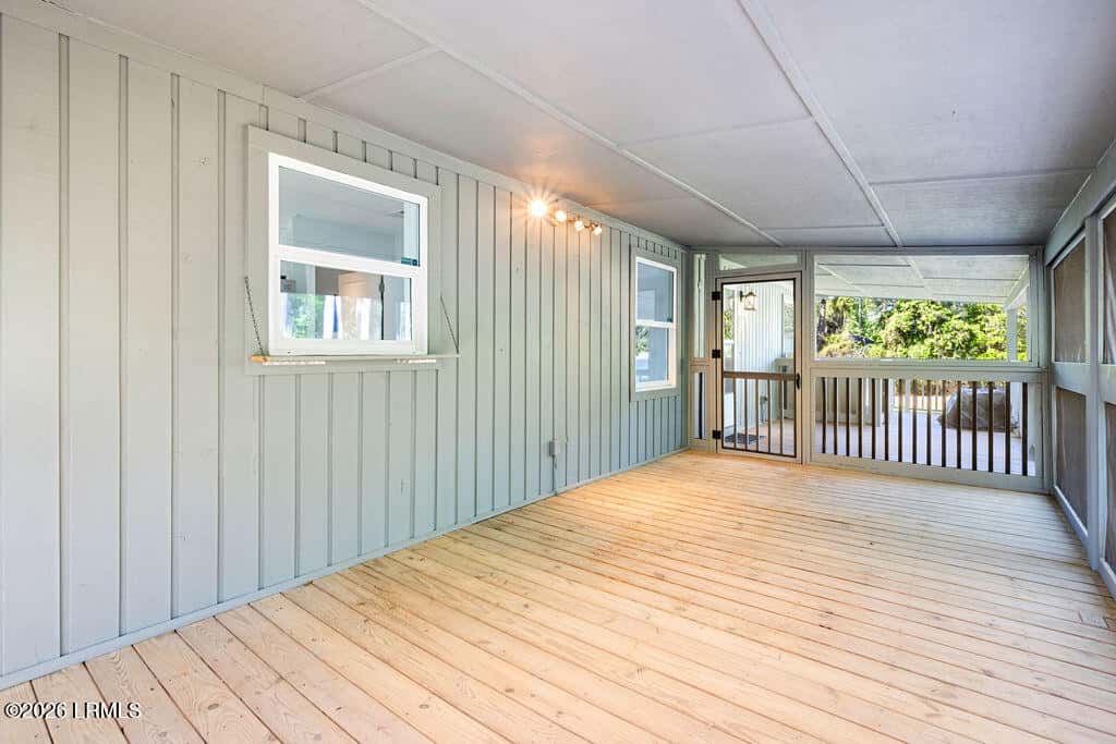 12 Pine Island Road, Bluffton, SC 29910 — photo 9 of 71