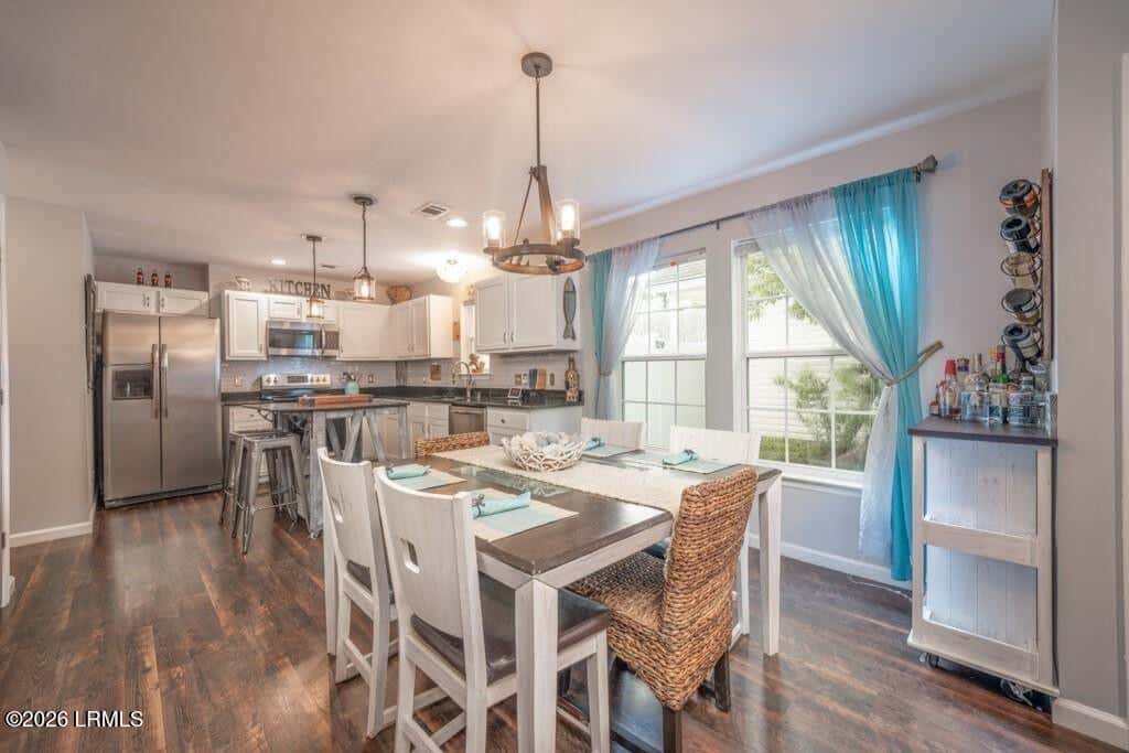 21 Pine Forest Drive, Bluffton, SC 29910 — photo 7 of 27