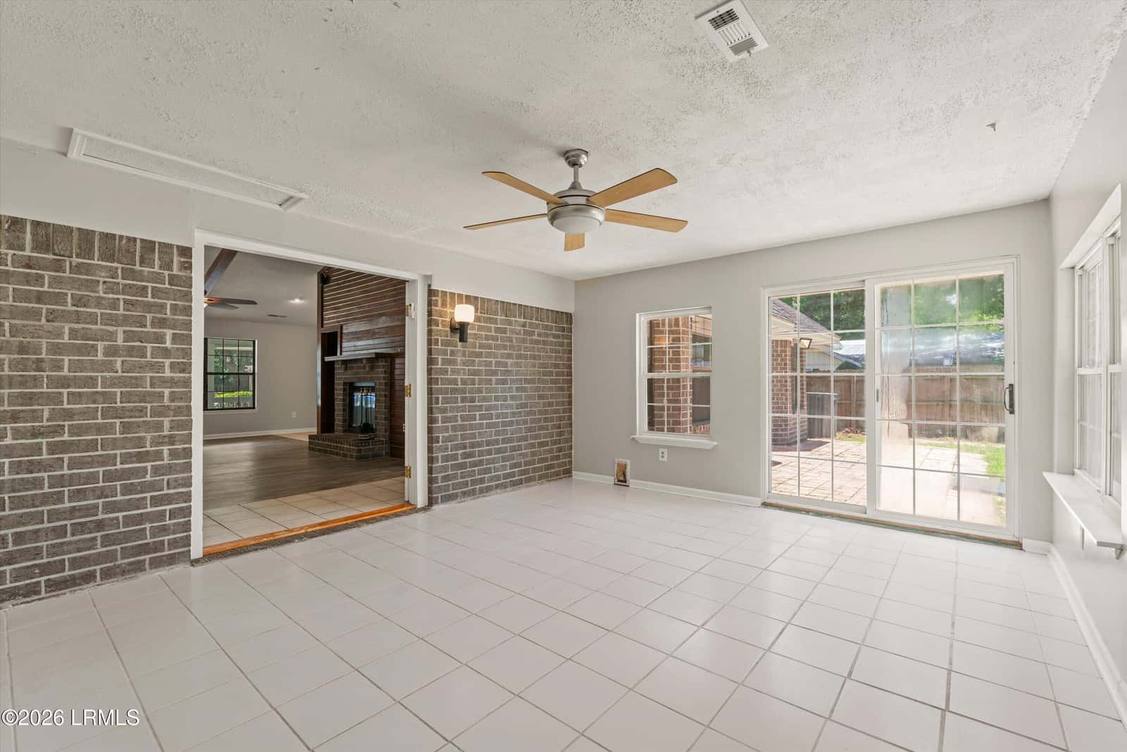 22 Chesterfield Drive, Beaufort, SC 29906 — photo 9 of 38