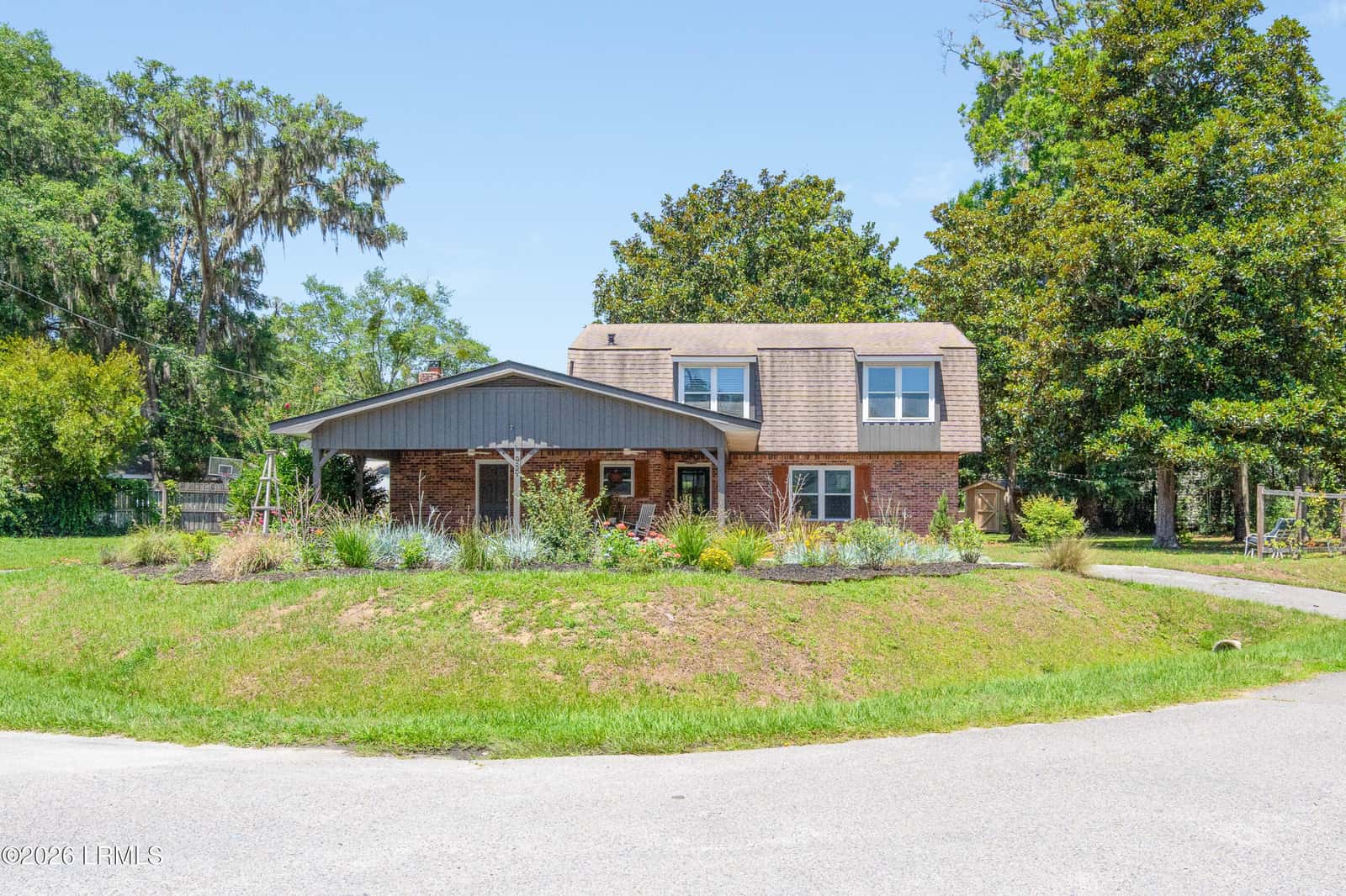 989 Dowlingwood Drive, Beaufort, SC 29902 — photo 2 of 48