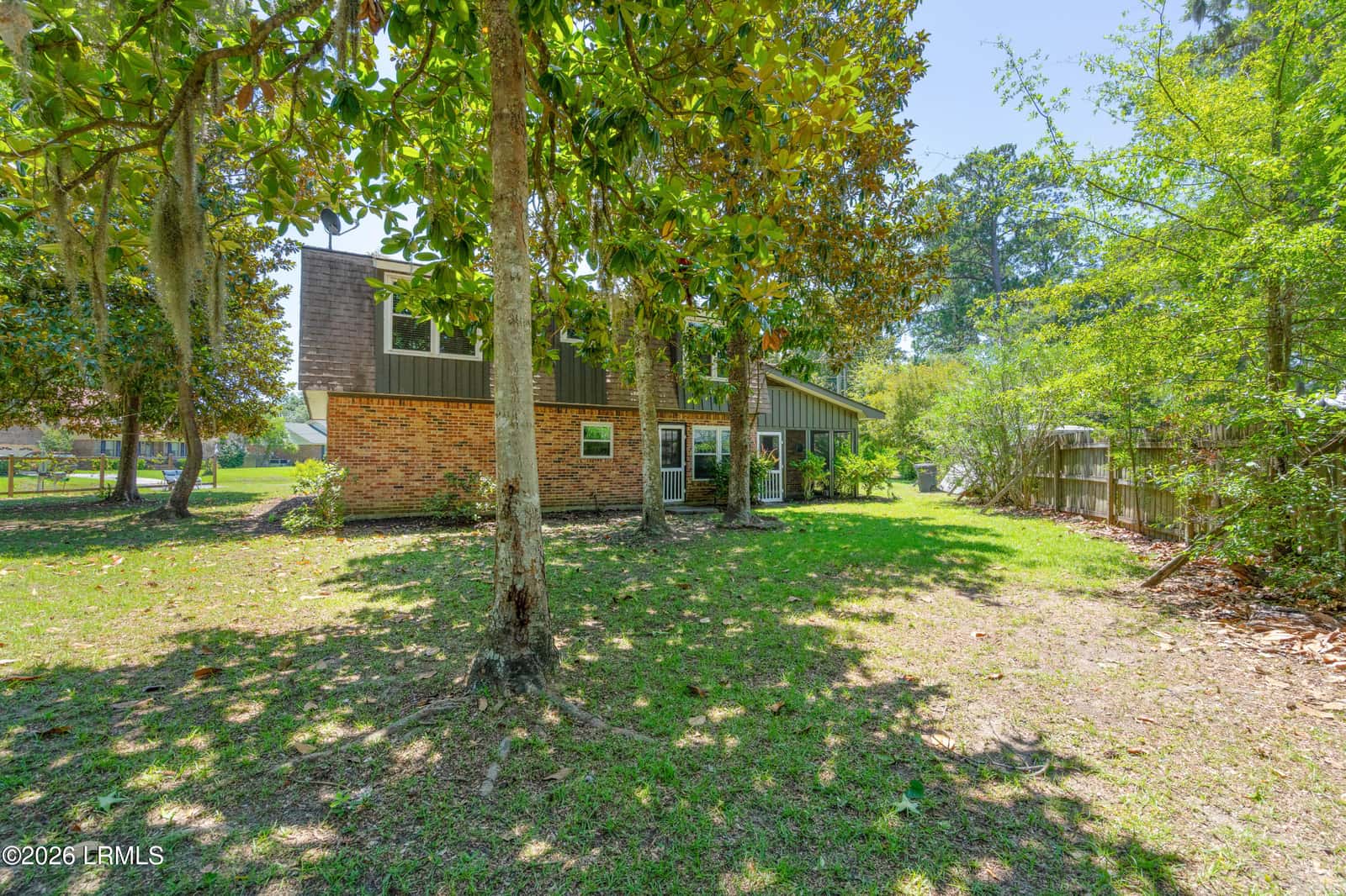 989 Dowlingwood Drive, Beaufort, SC 29902 — photo 8 of 48